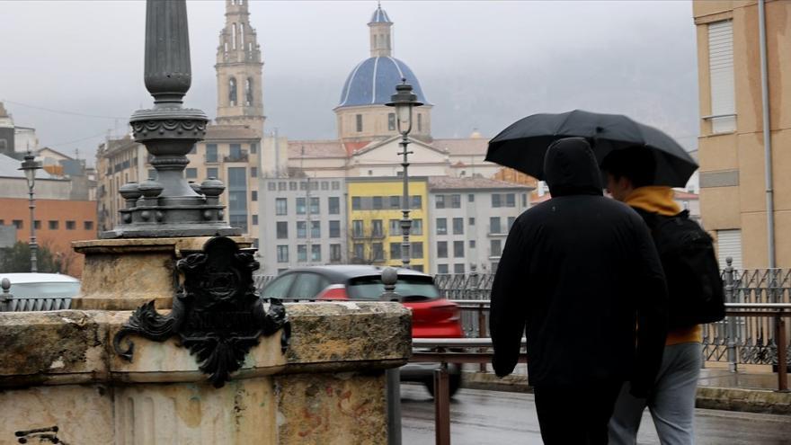 La alerta amarilla por lluvias protagoniza el miércoles en Alicante