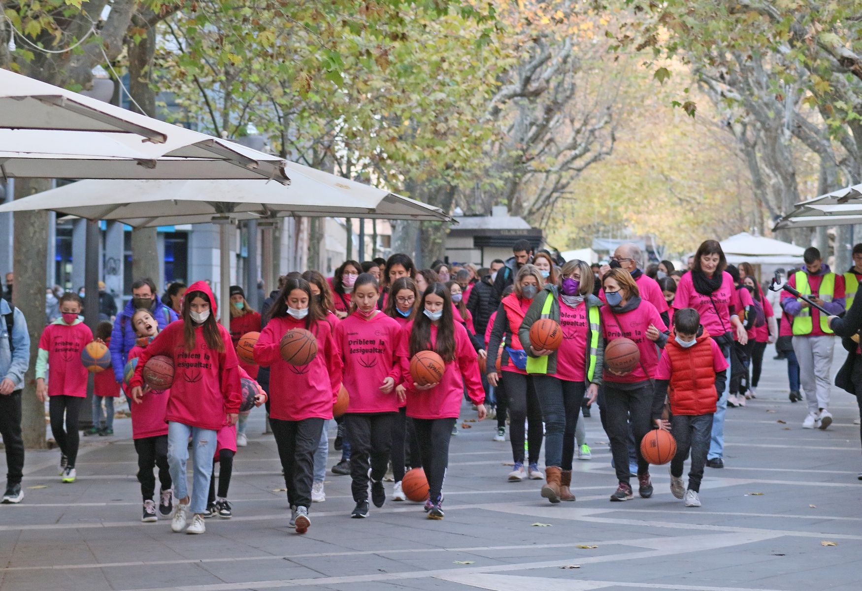 Manresa rebota en contra de la desigualtat en el bàsquet femení