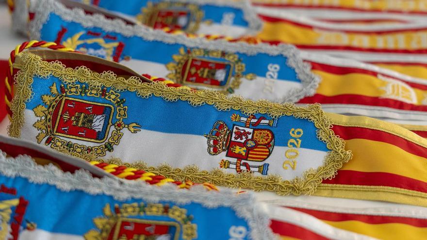 Así es la indumentaria oficial de las Belleas del Foc 2026