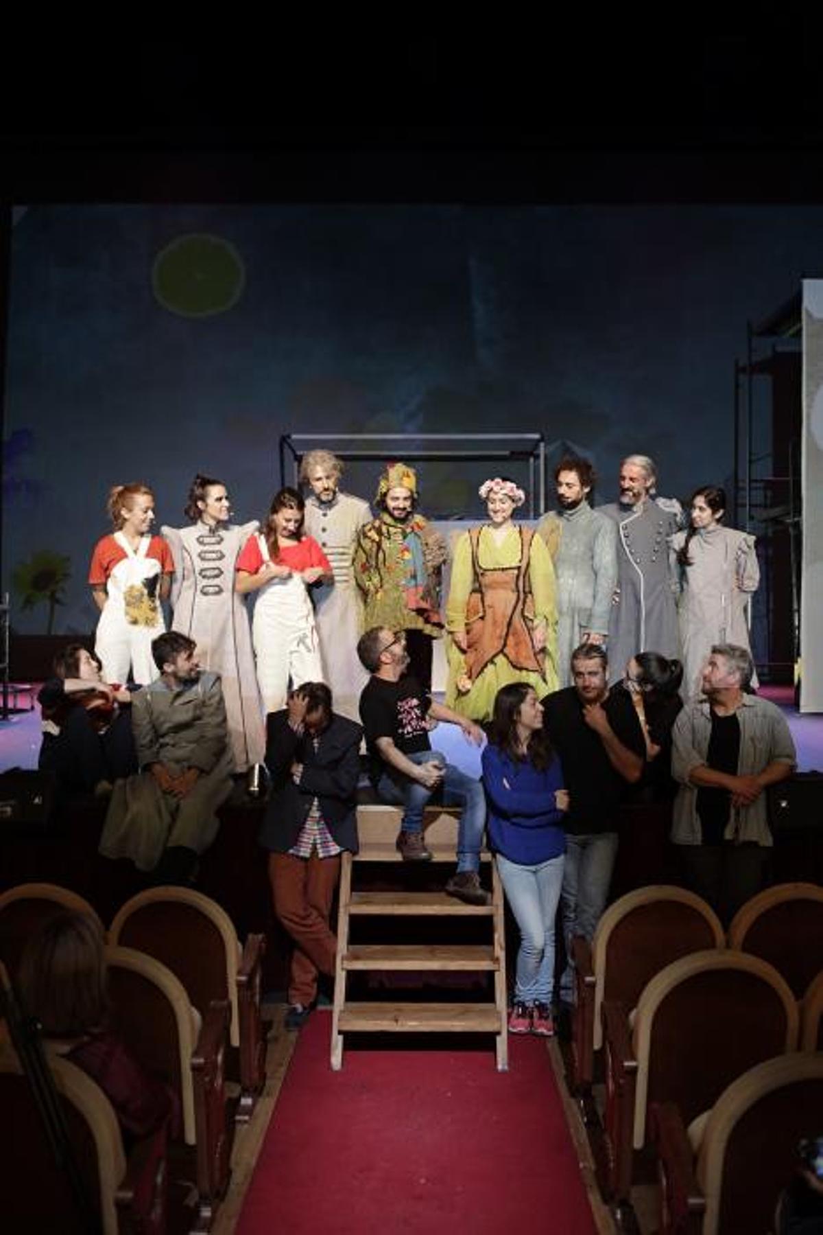 Presentación de "Teatro del Cuervo"