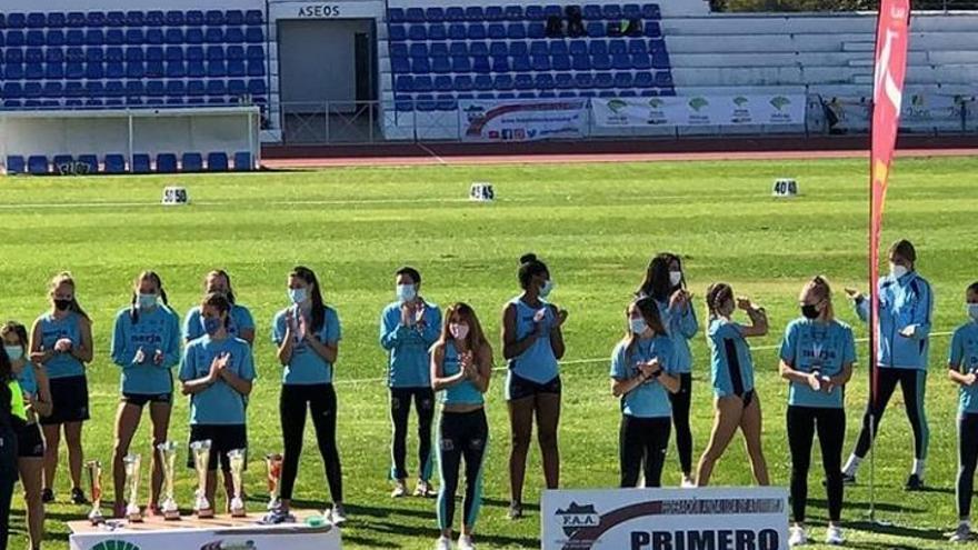 Imagen del equipo femenino.