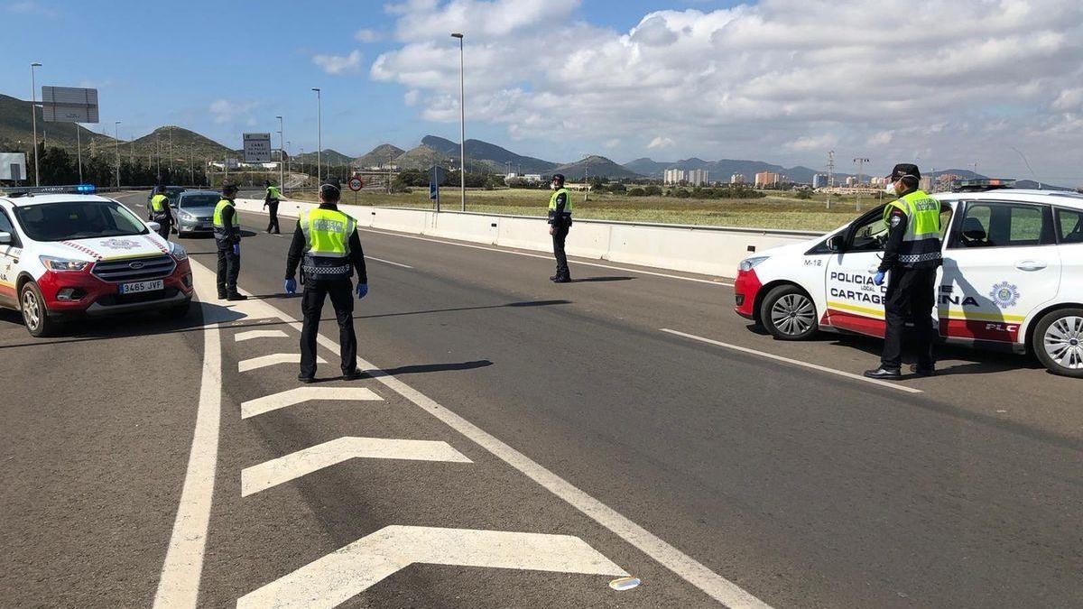 Castejón pide más medios para evitar la llegada de turistas a Cartagena