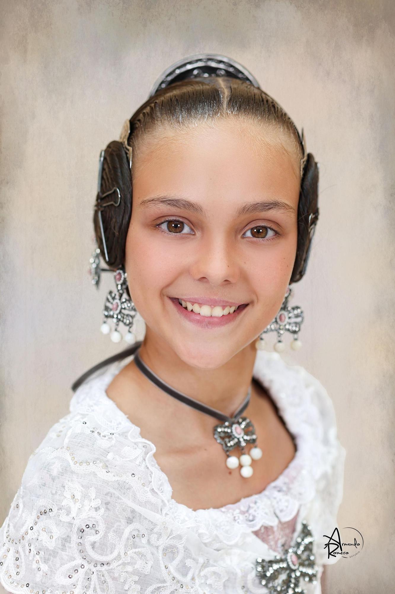 Julia Medina Gil (General Pando-Serrano Flores)