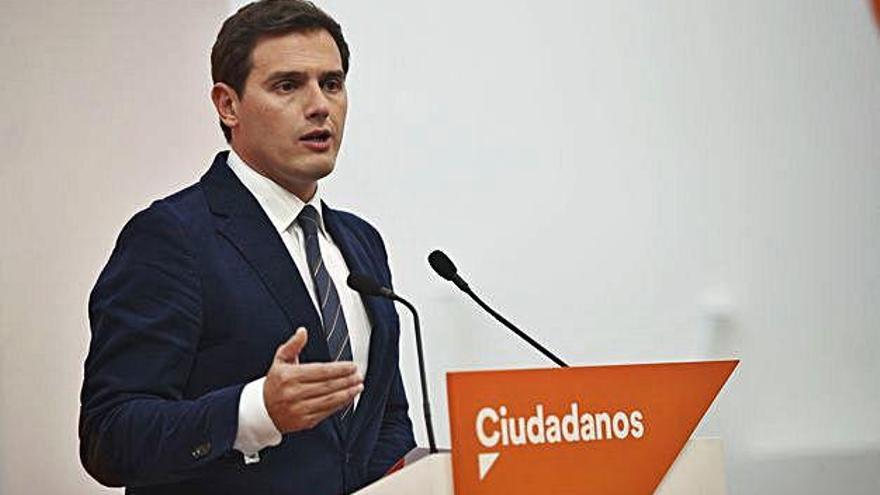 Rivera considera que les mesures pactades amb el PP són «raonables i moderades».