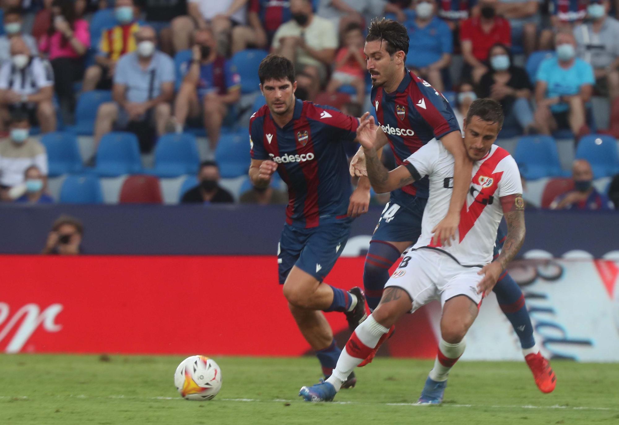 Levante UD - Rayo Vallecano en imágenes