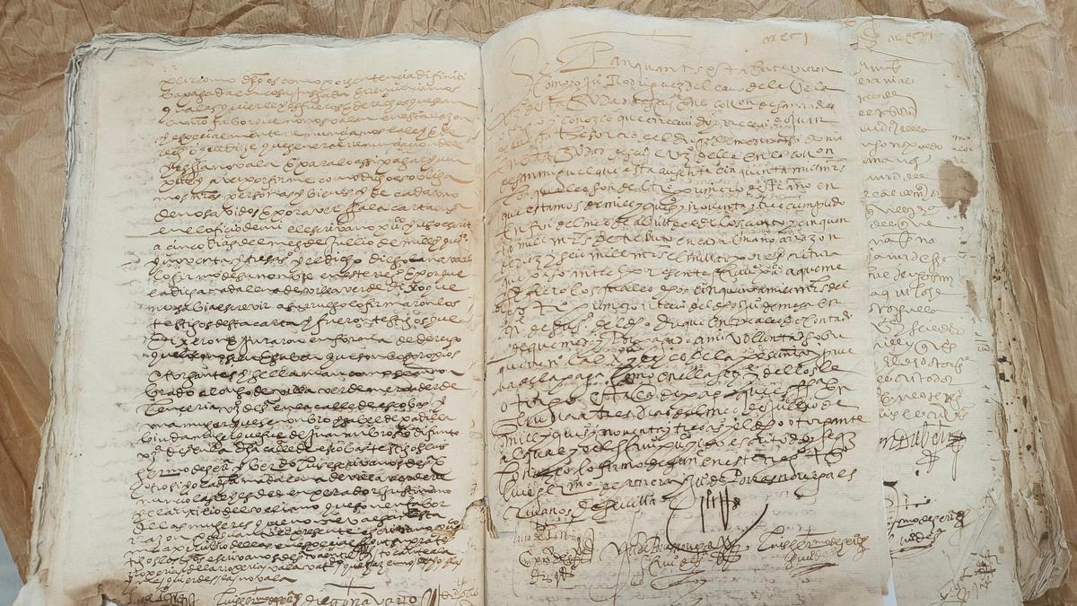 DOCUMENTO CERVANTES | Cultura declara inexportable un documento firmado por Cervantes que sale a subasta este miércoles en Madrid