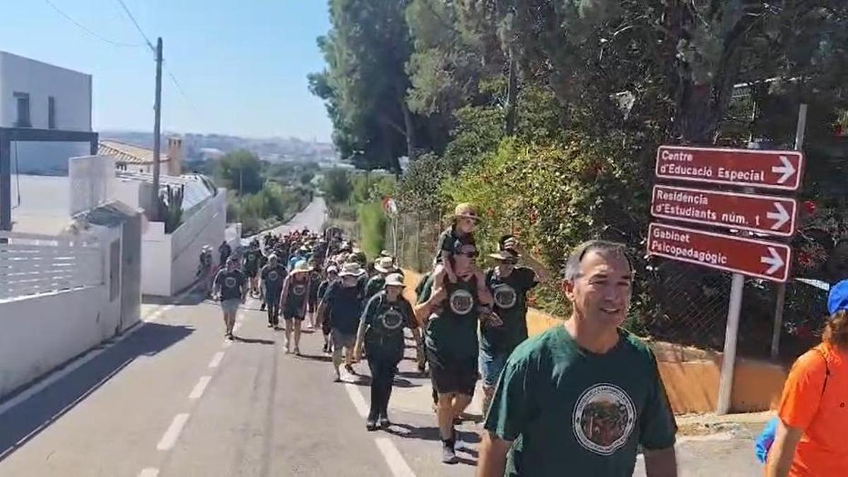 Veïns de Castelló fan una marxa per reivindicar un accés ciclopedestre segur.