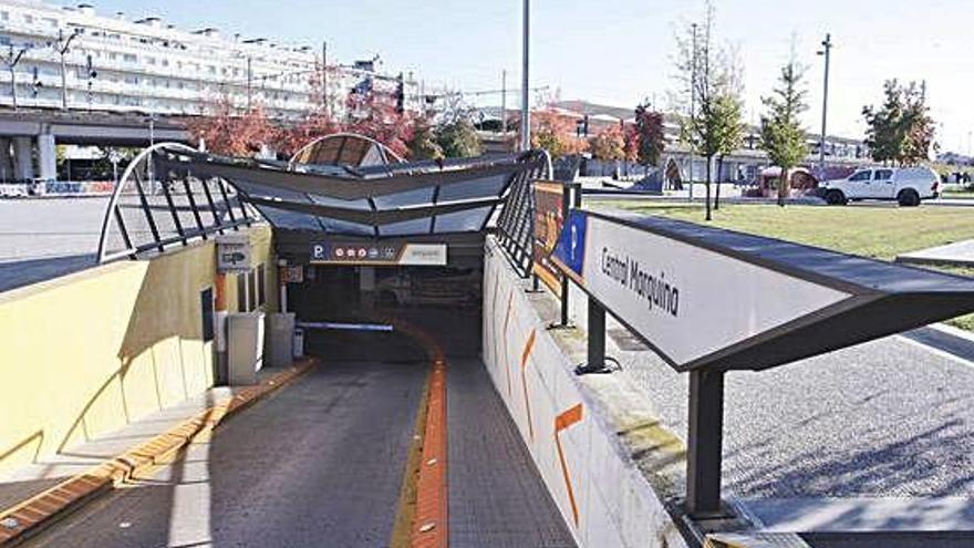 Entrada de l&#039;aparcament del parc Central en litigi amb l&#039;Ajuntament de Girona.