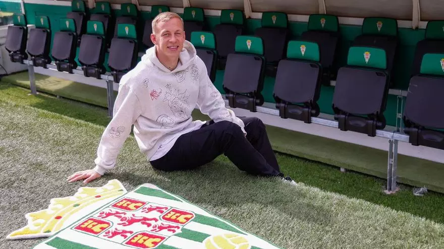 Niko Obolskii, jugador del Córdoba: "La guerra de Ucrania no puede pasar, los dos sufren, ojalá llegue la paz"