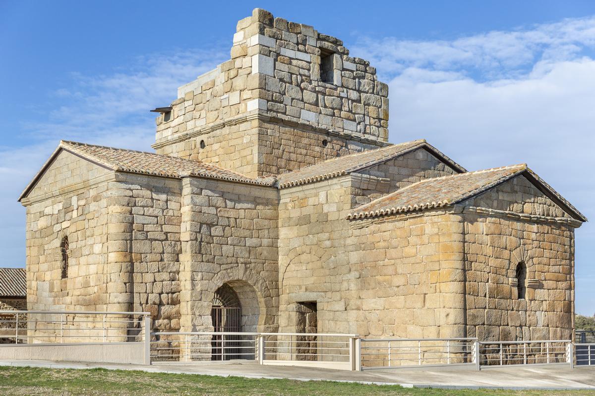 Exterior de Santa María de Melque.