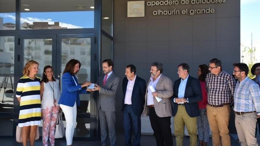 La Junta entrega la nueva estación de autobuses de Alhaurín el Grande