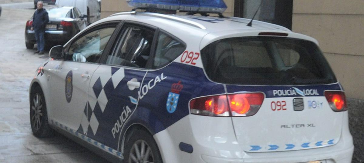 Vehículo de la Policía Local de A Coruña.