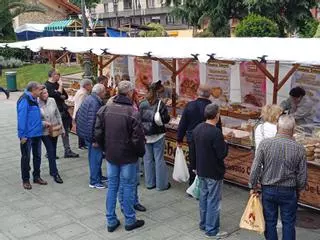 El Mercado de San Isidro, en Llanera, cierra sus puertas "con la venia" de la lluvia