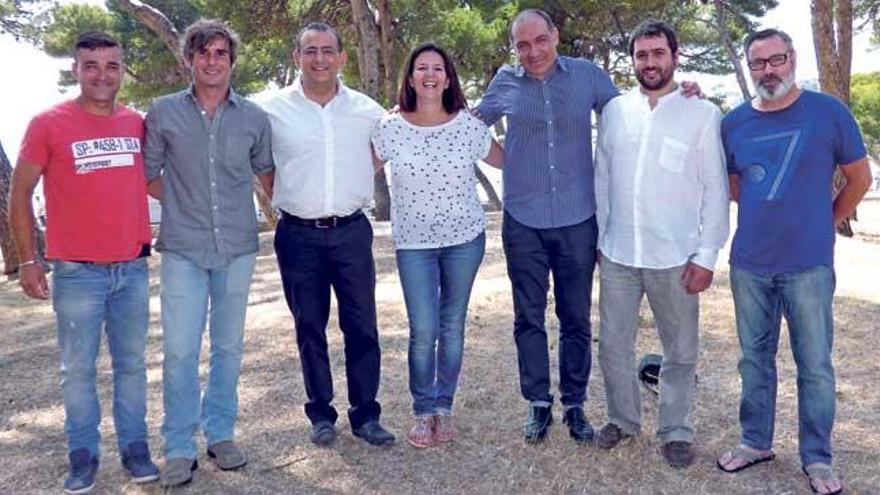 Regidores electos de Sí Se Puede, PSOE y Esquerra Oberta, ayer, en Santa Ponça.