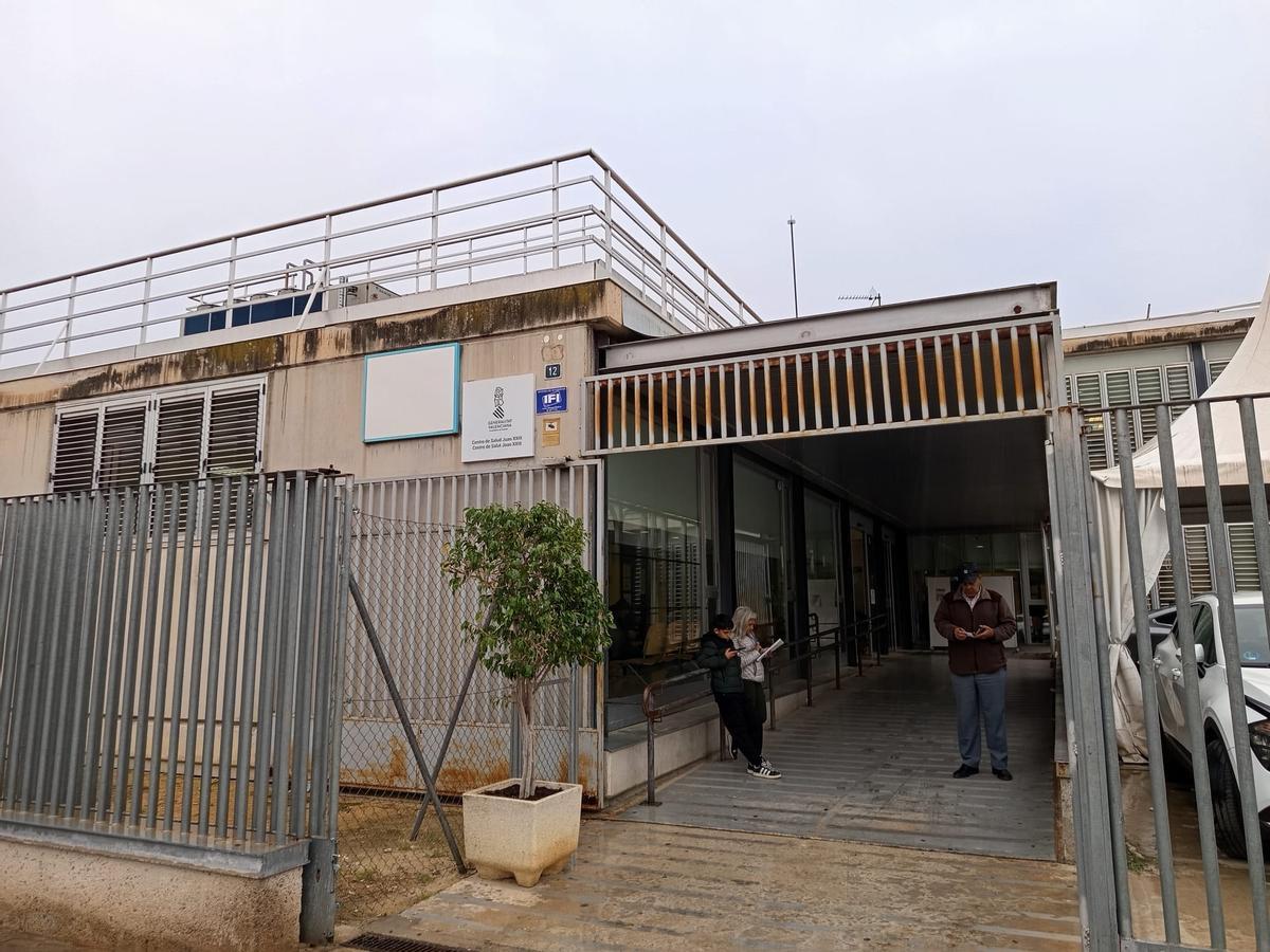 Exteriores del centro de salud de Juan XXIII en Alicante