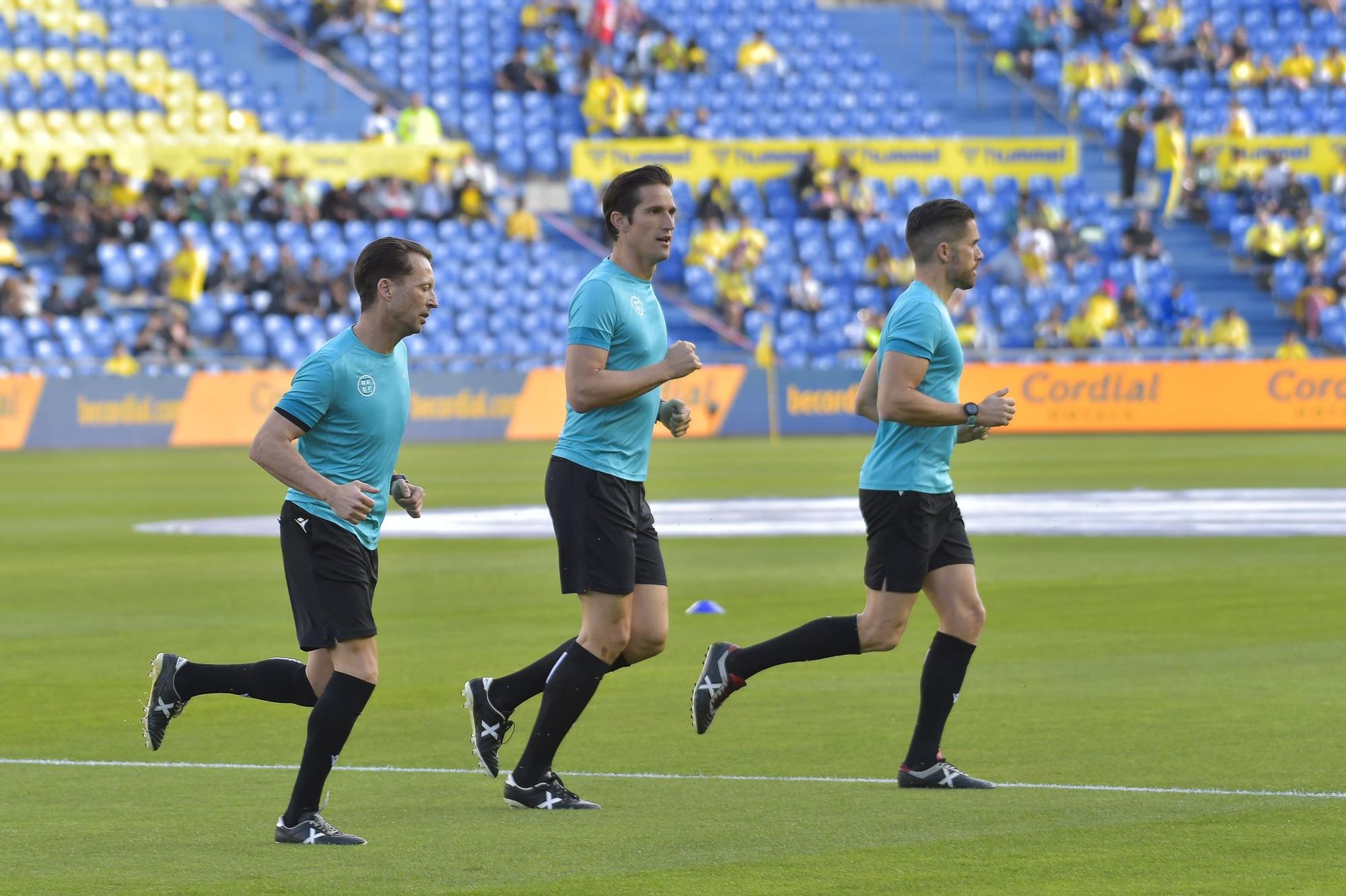 El partido UD Las Palmas-CA Osasuna, en imágenes