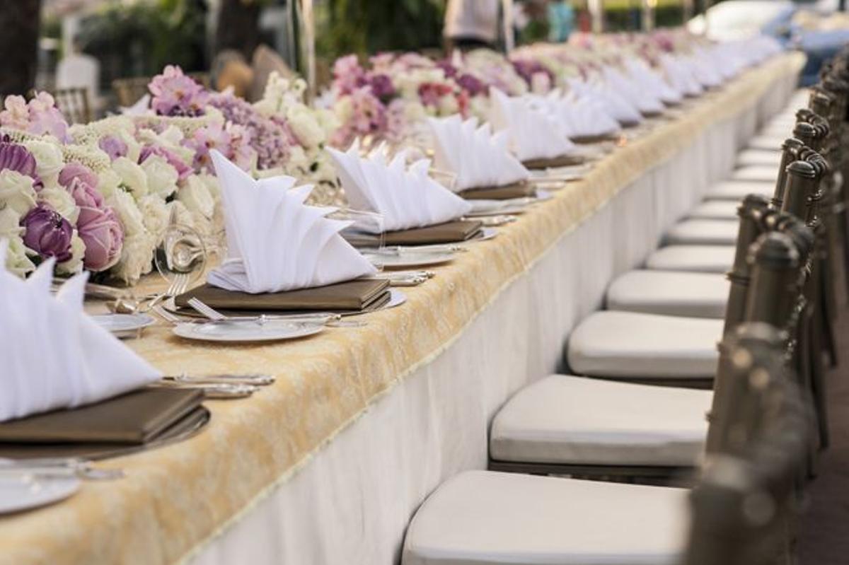 Flores para una boda al aire libre: Shutterstock