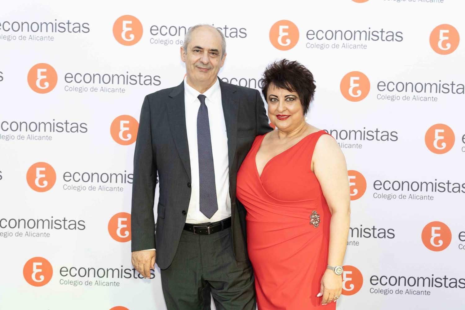 Los Economistas de Alicante celebran su cena anual en honor a su patrón