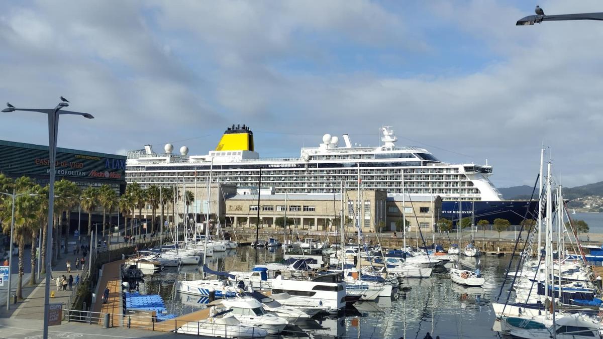 Vigo, refugio para el «Spirit of Discovery»