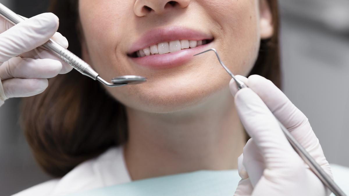 Las ocho cosas que los dentistas pueden saber de ti solo mirando tus dientes