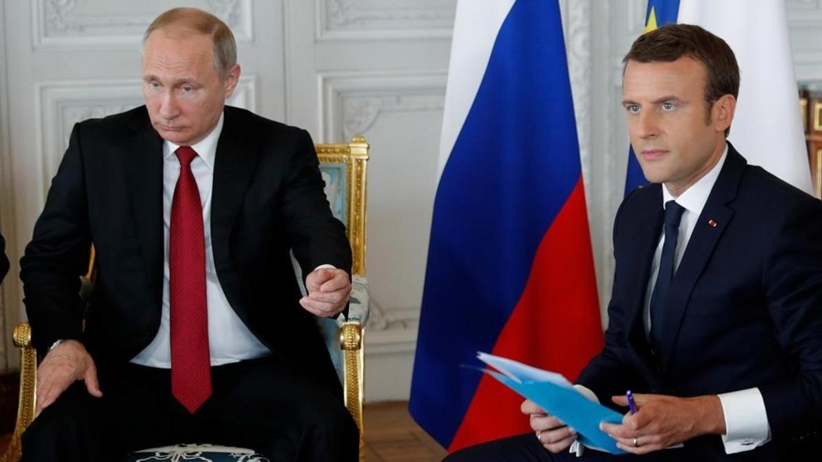 jgblanco38663793 french president emmanuel macron  r  and russian president v170529150642