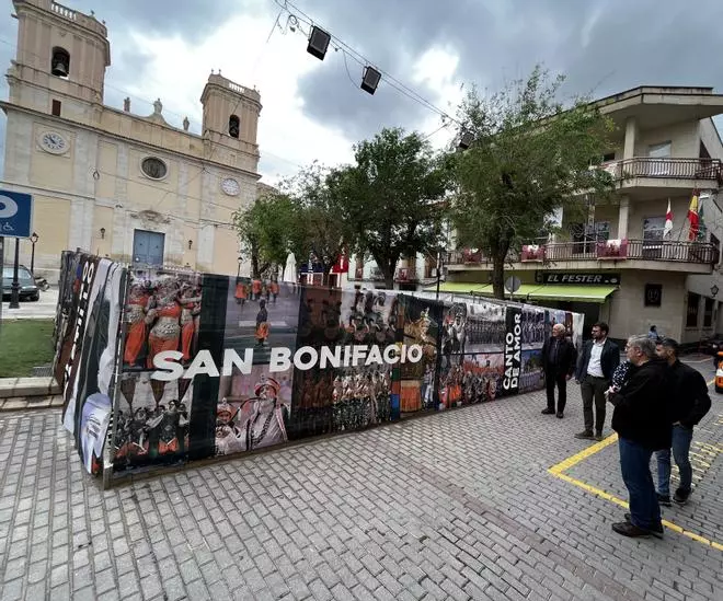 Una exposición para recordar a Juan Miguel Martínez Lorenzo en las fiestas de Petrer