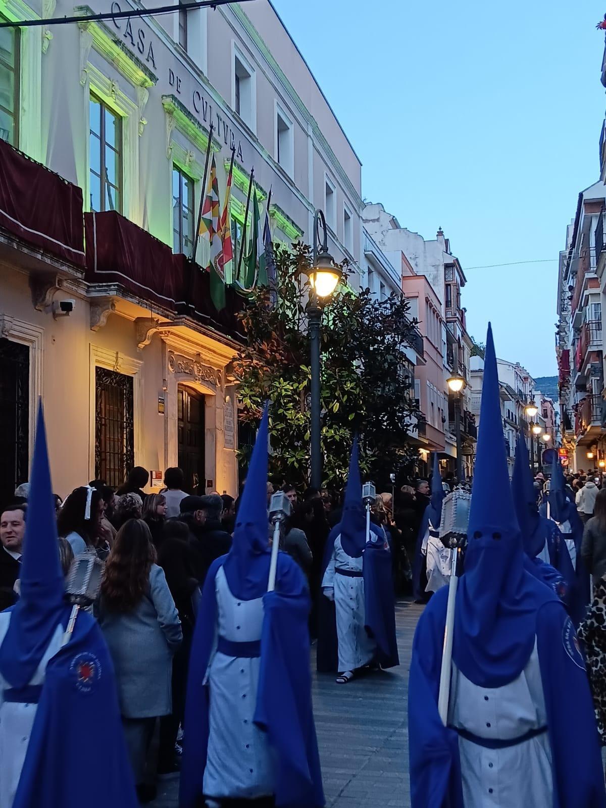Desfile tradicional en el Viernes Santo egabrense.