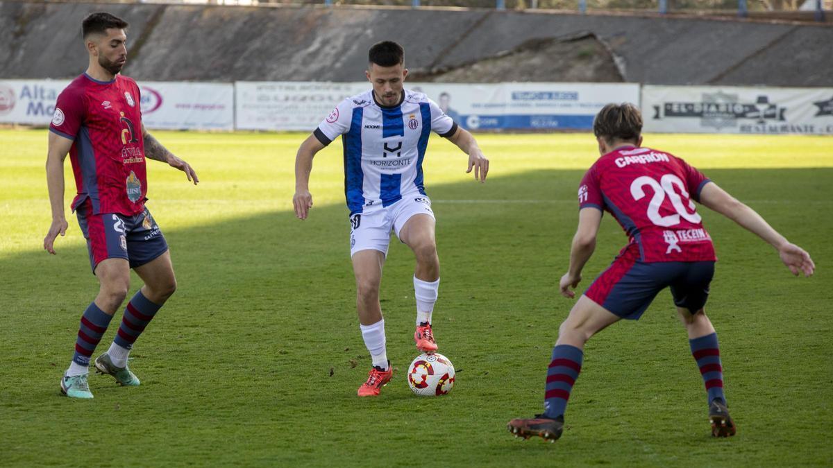 Osky, en el encuentro ante el Ávila