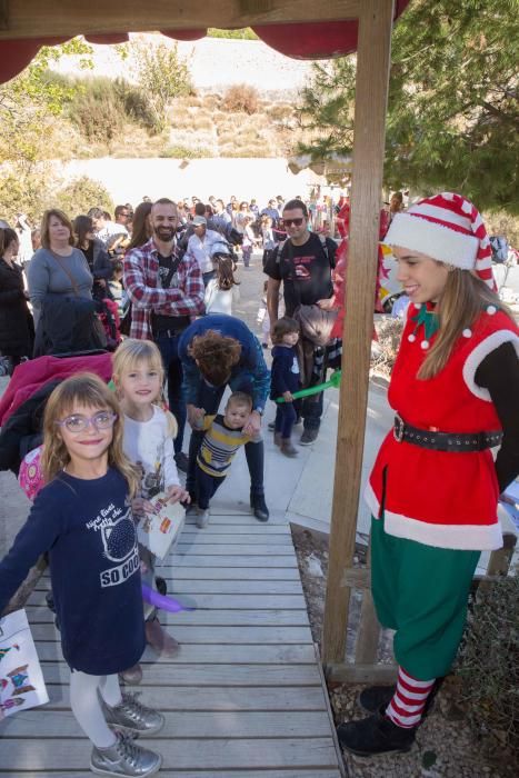 Gran afluencia de público en la inauguración de la casa de Santa Claus