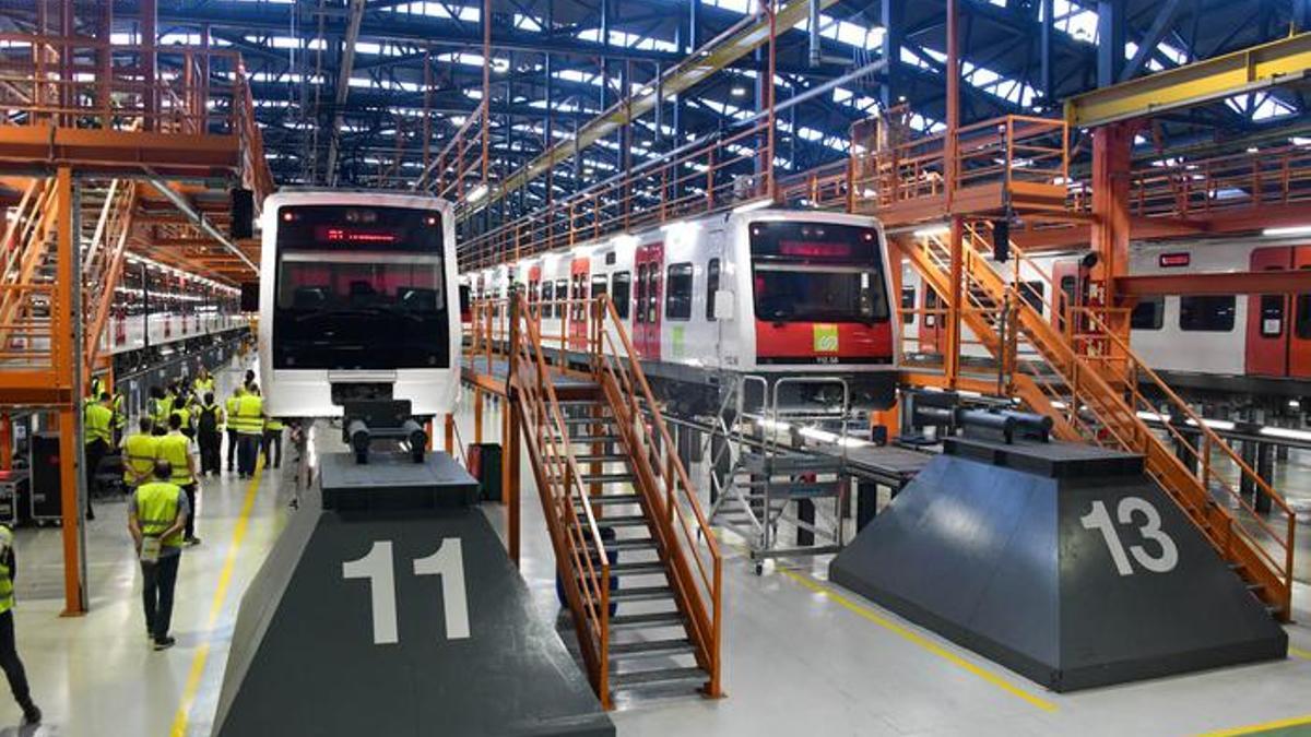 Trabajos de renovación de trenes de la línea Barcelona-Vallès.