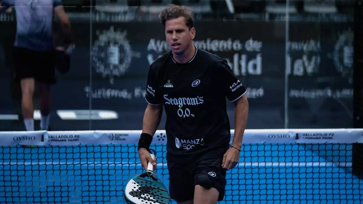 Paquito Navarro se disfraza de Lobo