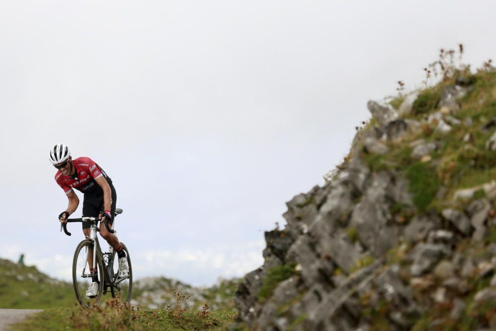 ASTURIAS VUELTA A ESPAÑA