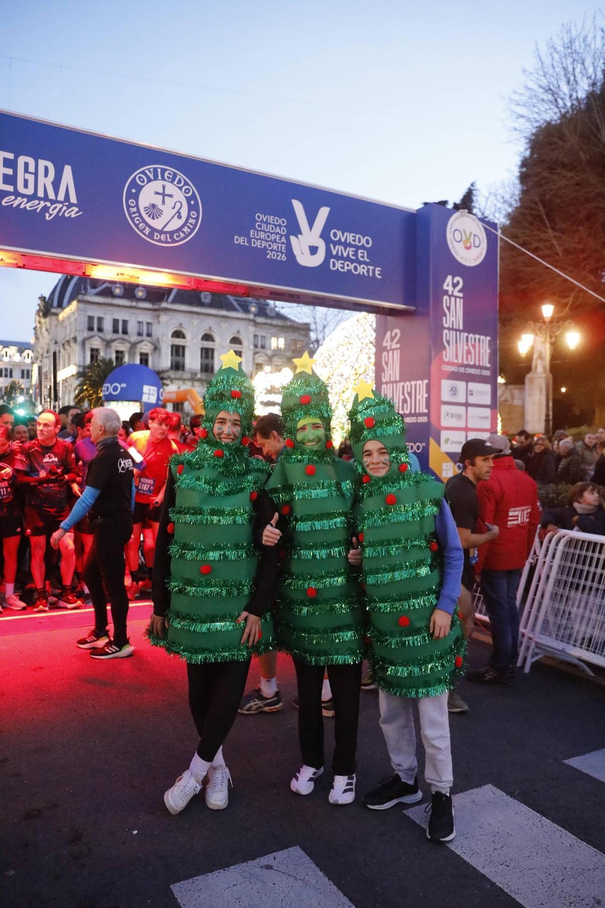 EN IMÁGENES: Así fue la San Silvestre 2025 de Oviedo