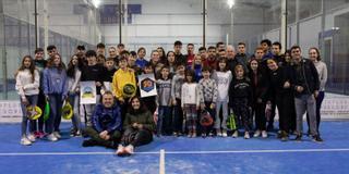 Encuentro navideño de los niños del campamento de Sejas en Zamora Pádel