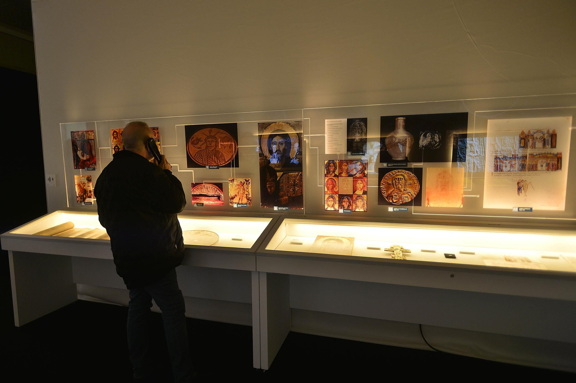 Exposición The Mystery Man en Elche