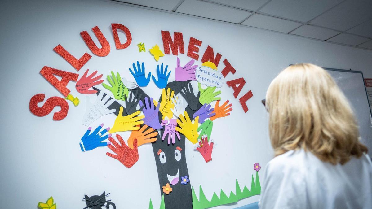 Un mural de la planta de psiquiatría del Hospital Universitario de Canarias.