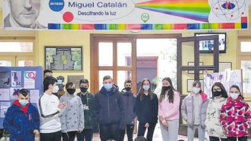 El IES Miguel Catalán rinde homenaje al científico aragonés que le da nombre