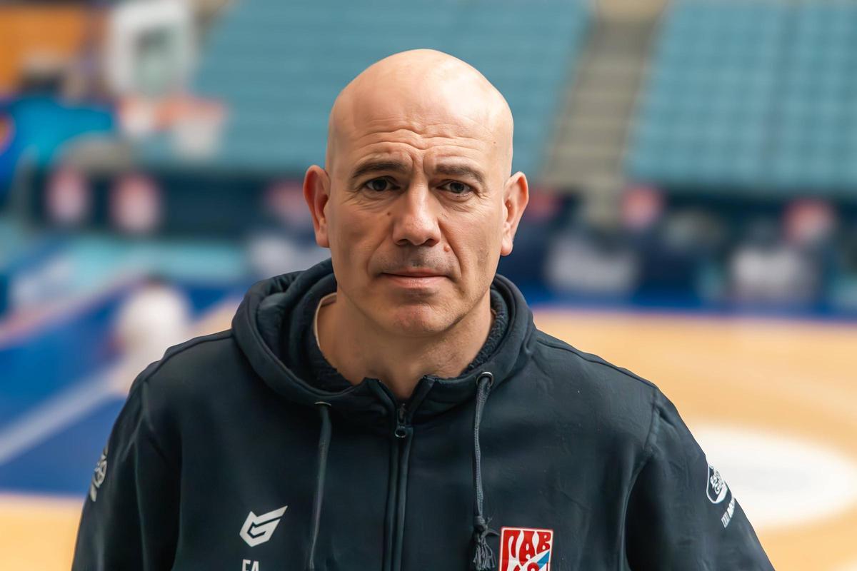 Félix Alonso en su etapa en el Monbus Obradoiro.