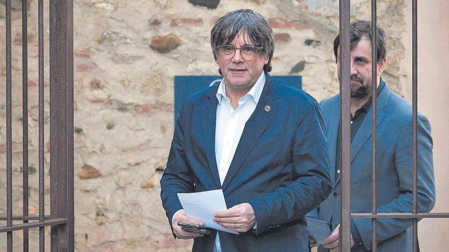 PSC o PP: ¿quién se beneficia de la candidatura de Puigdemont?