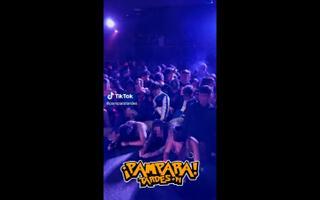 Se viraliza el vídeo de una fiesta de menores en una discoteca de Barcelona: "¿Esto es legal?"