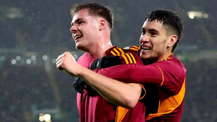 Evan Ferguson anotó un doblete ante el Celtic