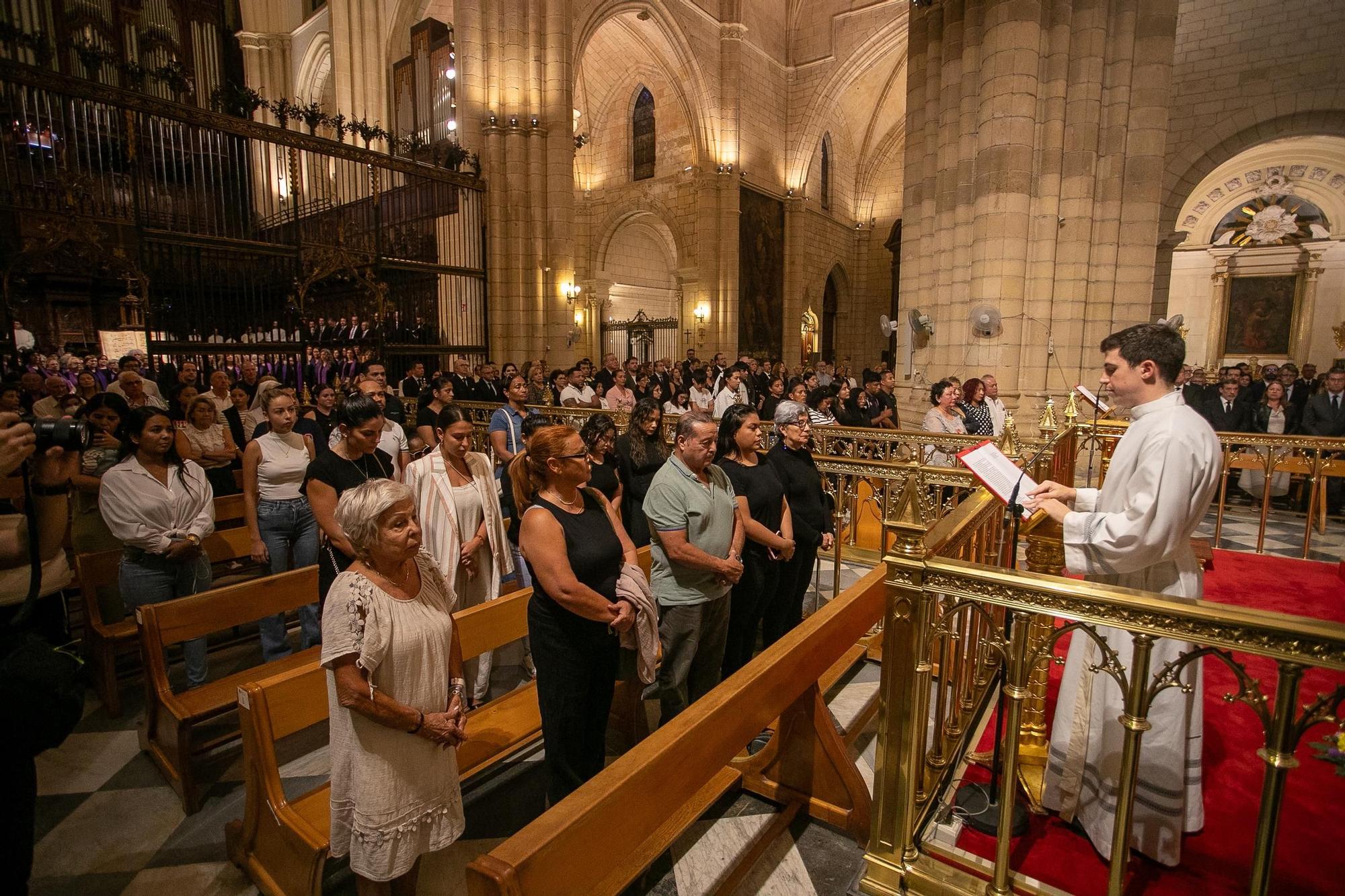 Funeral la Catedral de Murcia por las trece víctimas del incendio en las discotecas Atalayas