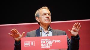 Archivo - El expresidente del Gobierno José Luis Rodríguez Zapatero durante el acto de inicio de campaña del PSE-EE, en la calle Alberto Schomme, a 11 de mayo de 2023, en Vitoria-Gasteiz, Álava, País Vasco (España).