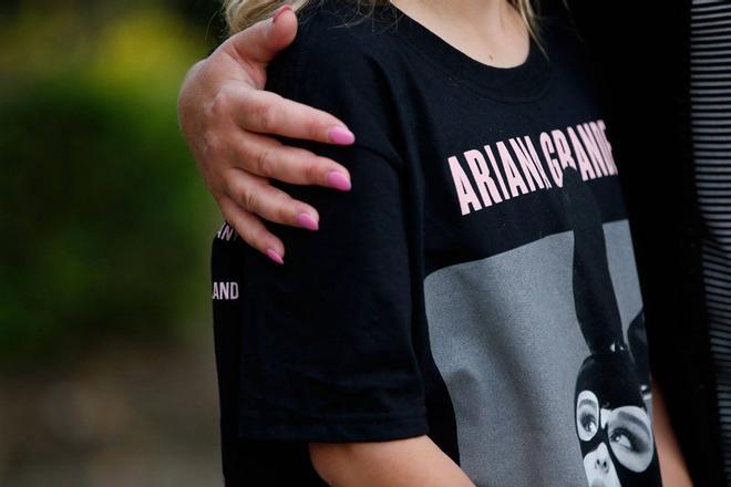 Una explosión arruina el concierto de Ariana Grande