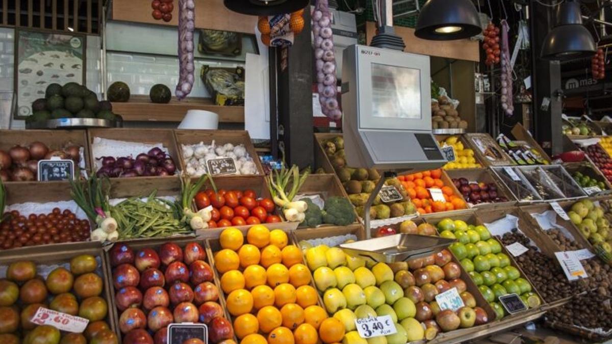 Cinco reglas para elegir alimentos que mejoren su salud y la del planeta