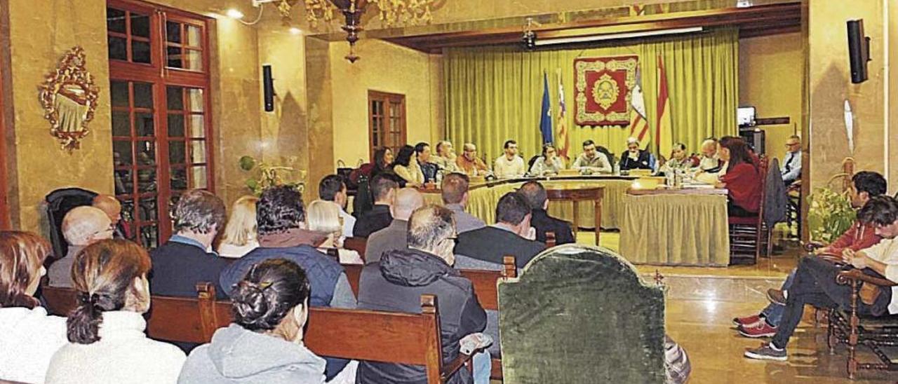 La corporación municipal, reunida en sesión plenaria.