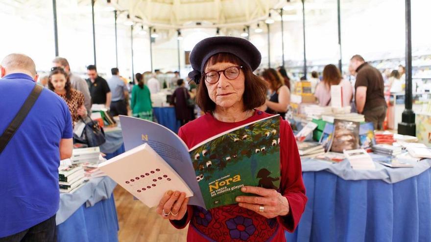 Dolor en las letras asturianas por la muerte de la escritora Helena Trexu a los 82 años