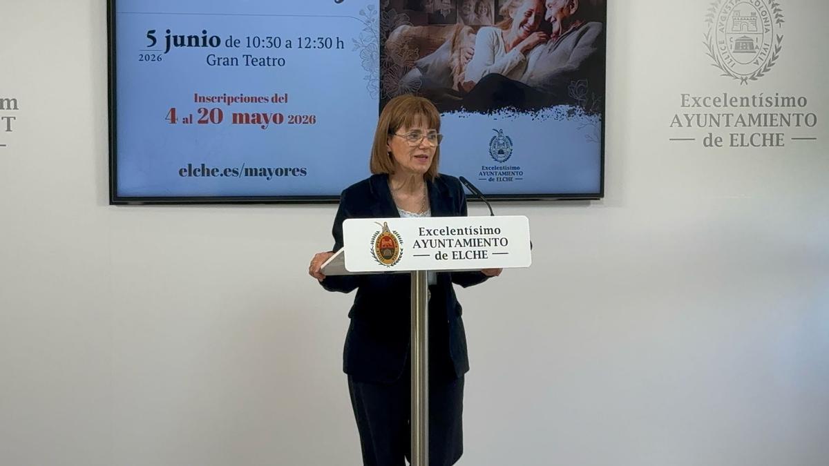 La edil de Mayores anunciaba el evento homenaje del próximo 5 de junio en Elche