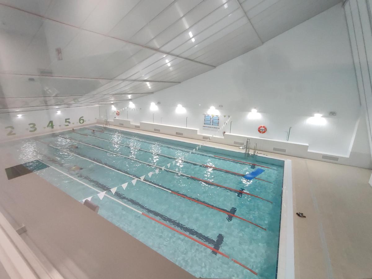 Una vista del interior de la piscina municipal de Bueu, en As Lagoas.