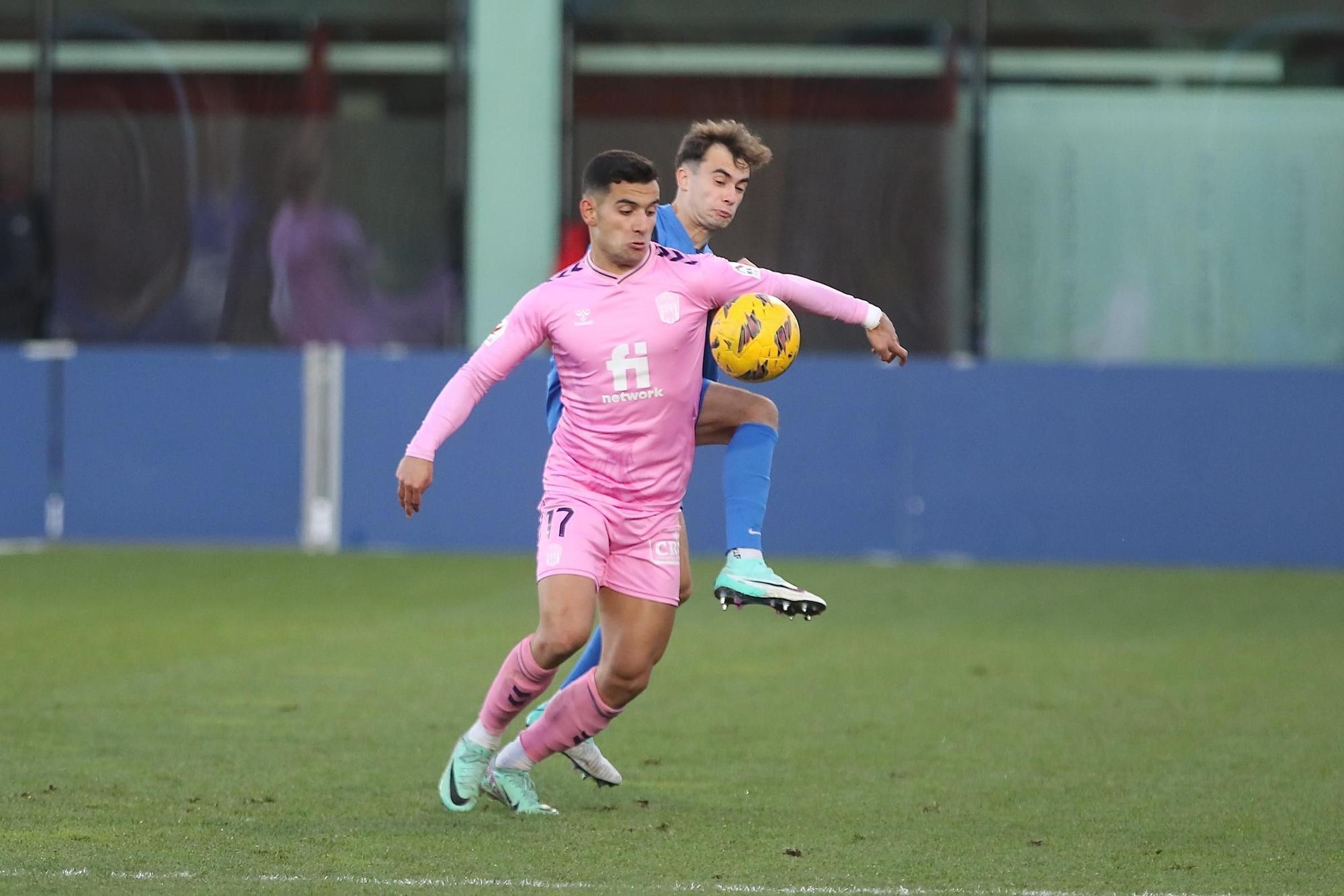 Victoria del Eldense en Lezama frente al Amorebieta